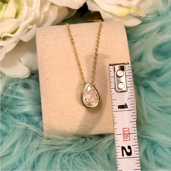 Gold Teardrop Gemstone Pendant Necklace NEW! - Picture 6 of 7
